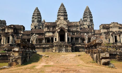 Italian 'took bare bottom snaps' at Angkor temple