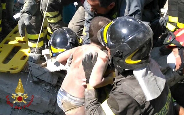 IN PICTURES: Earthquake and rescue operations in Ischia