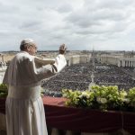 Pope urges end to Syria ‘carnage’ in Easter message