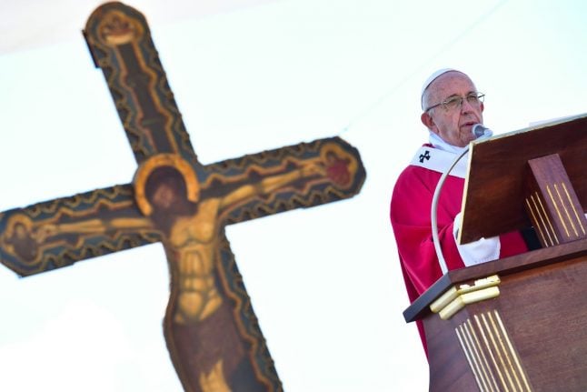 In Sicily, pope slams ‘blasphemous’ mafia