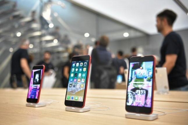 Italy fines Apple and Samsung millions for deliberately slowing down phones