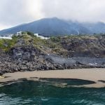 Beachgoers warned of 'mini tsunamis' after Stromboli eruption