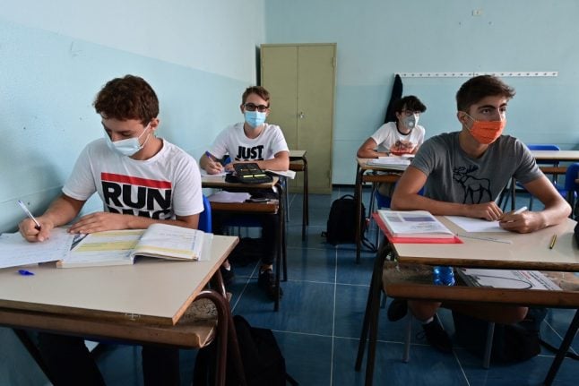 Concern grows about distance learning as Italy extends high school closures