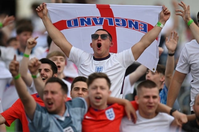 ‘No exceptions’: Italy and UK warn England fans against travel to Rome for Euro quarter final