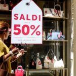 Italian regions delay summer sales period in order to help shop owners