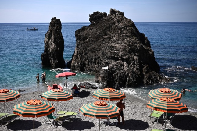 Private lidos take up more than 40 percent of Italian beaches: report