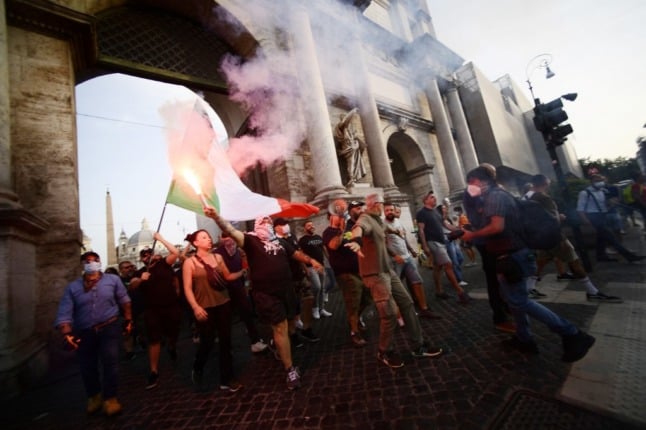 Analysis: What’s behind Italy’s anti-vax protests and neo-fascist violence?