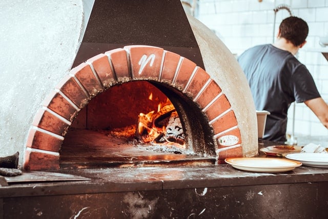 OPINION: Kiwi pizza and mozzarella sushi – why Italian food ‘innovation’ needs to stop