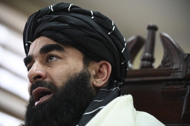 Taliban hold talks with female activists on first day of Oslo talks